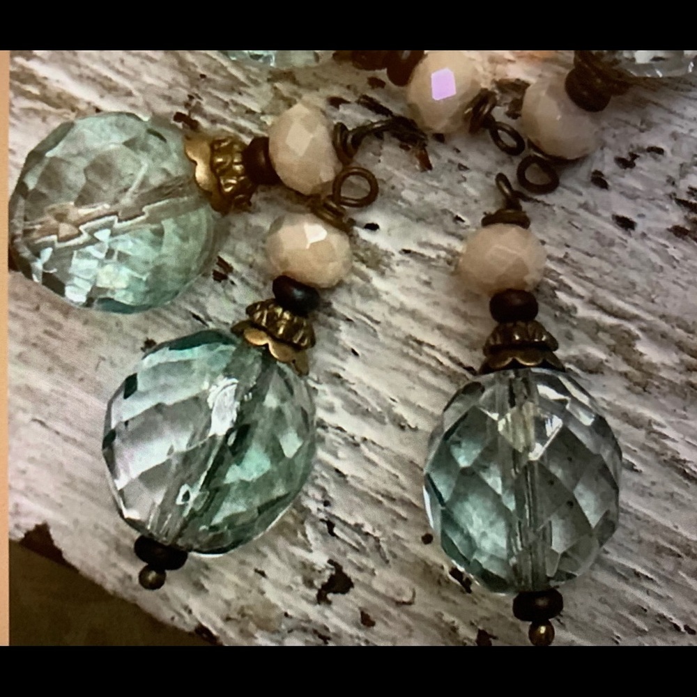Vintage dangle drop earrings